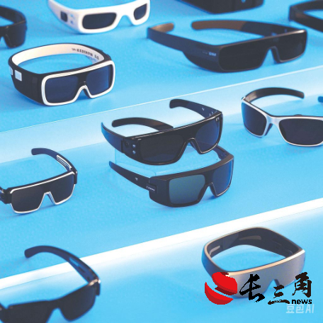 百镜大战打响，2025年或成AI眼镜爆发元年？