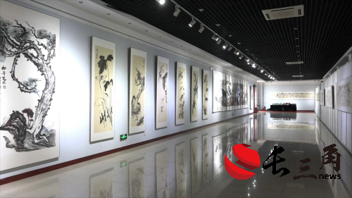 周鹏飞毛体书法·大写意画艺术大展在德州董子文化街美术馆开幕