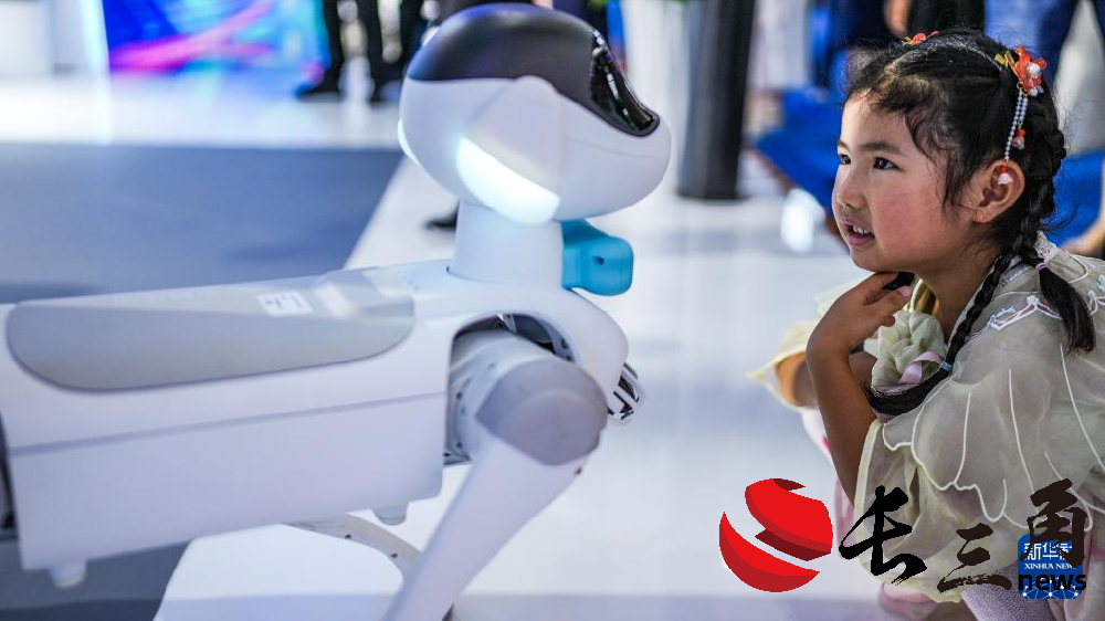 中国“人工智能+”加速赋能千行百业