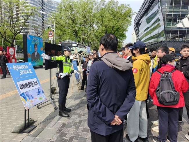 守护出行安全 九号电动车携手朝阳交通支队开展北京非机动车新规科普活动