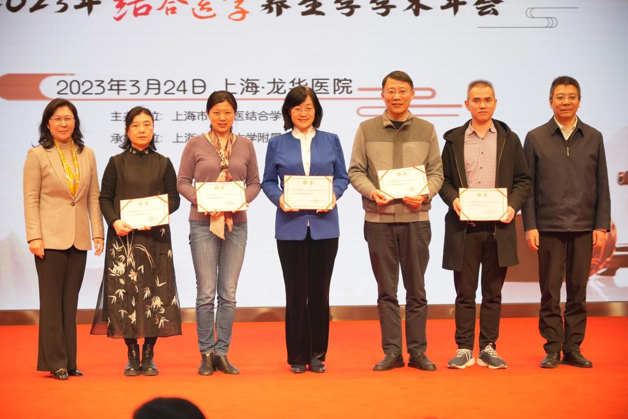 图片4.jpg 图片4.jpg