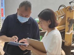 “严格检查+贴心帮扶”切实提升辖区垃圾分类站